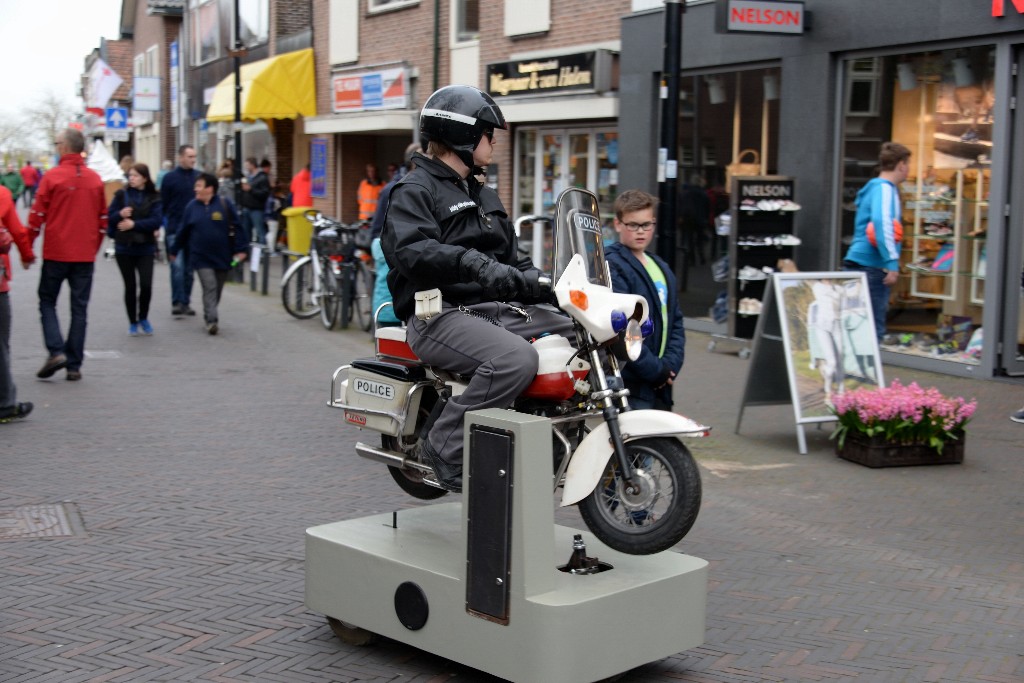 ../Images/Bloemencorso Noordwijkerhout 003.jpg